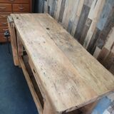 Carpenter's workbench