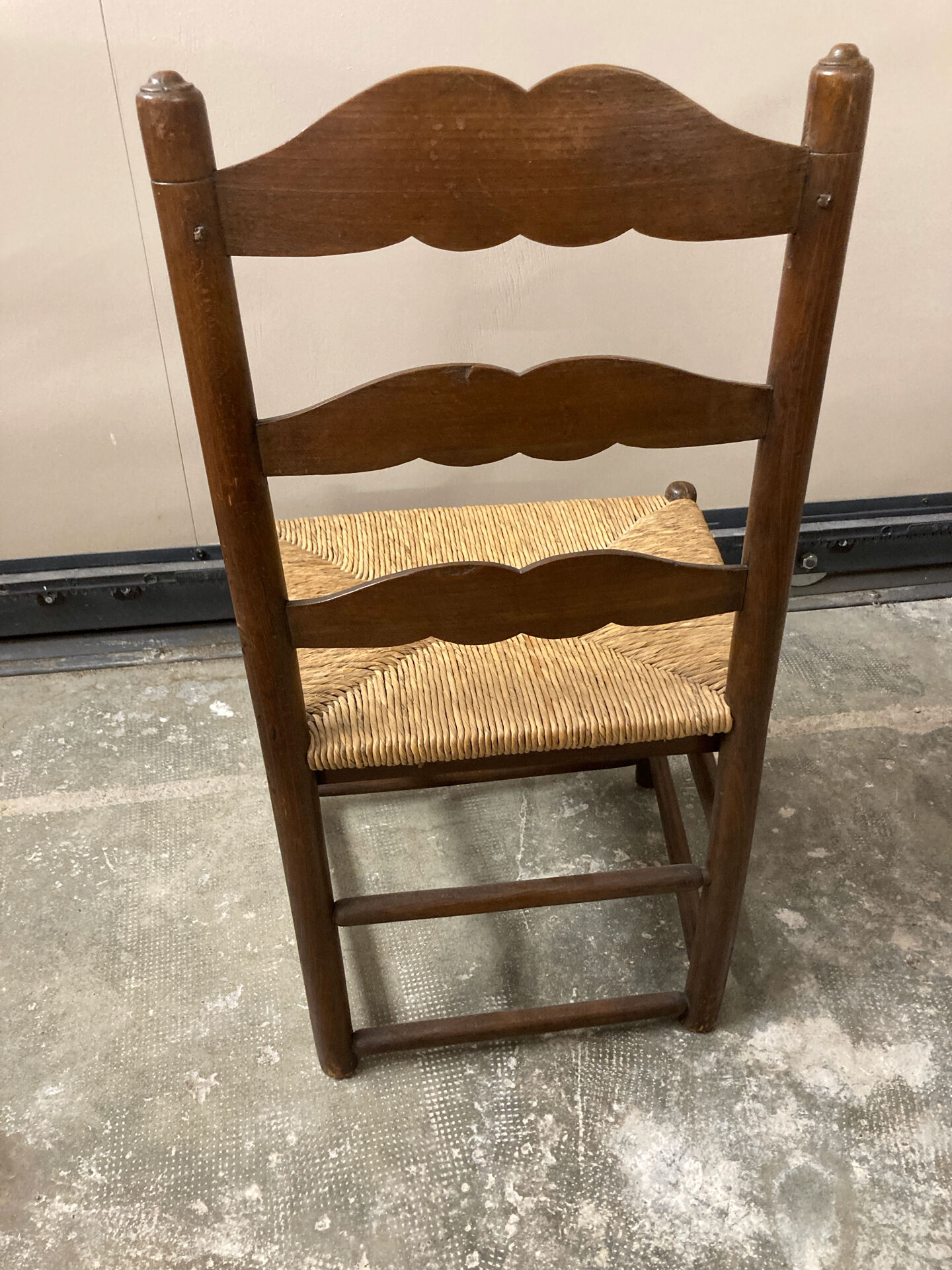 Ancienne chaise en rotin