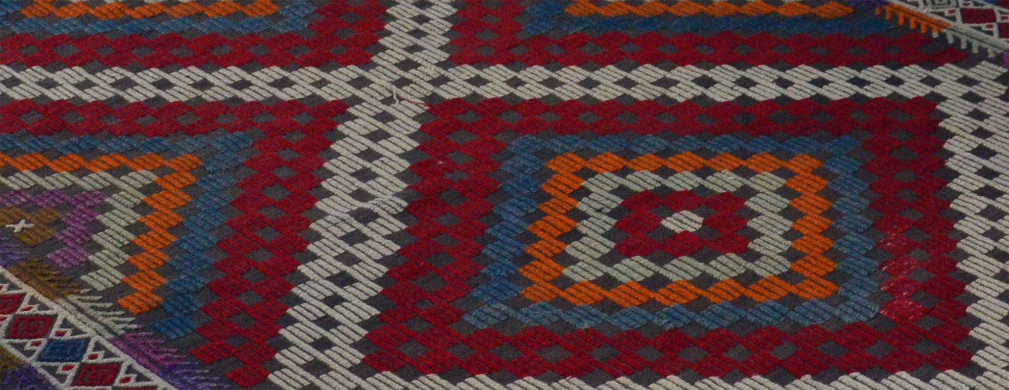 Anatolian handmade kilim rug 271 cm x 177 cm