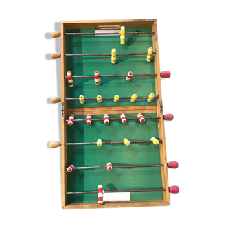 Suitcase foosball table wood