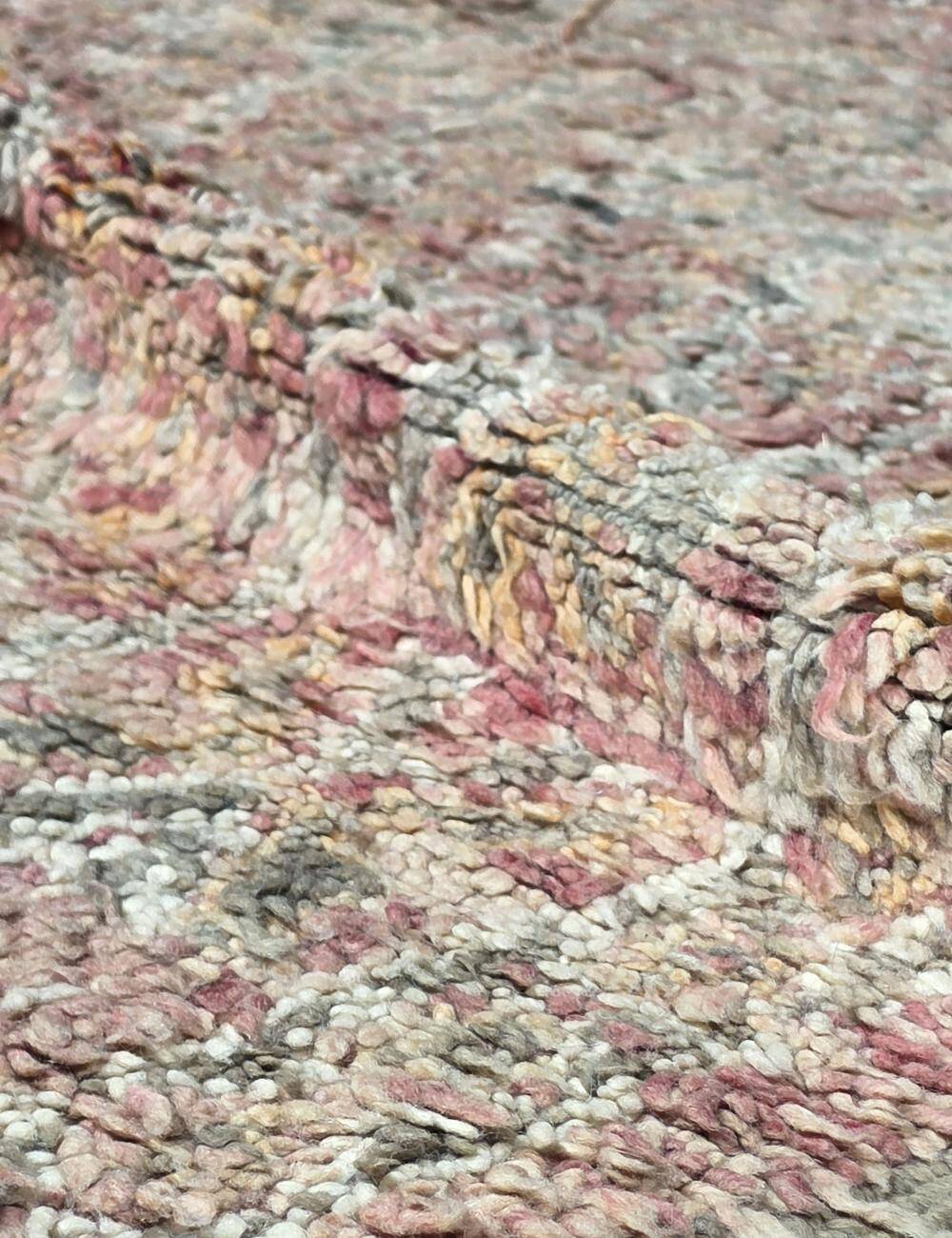 Vintage Berber Rug - 298 x 203 cm