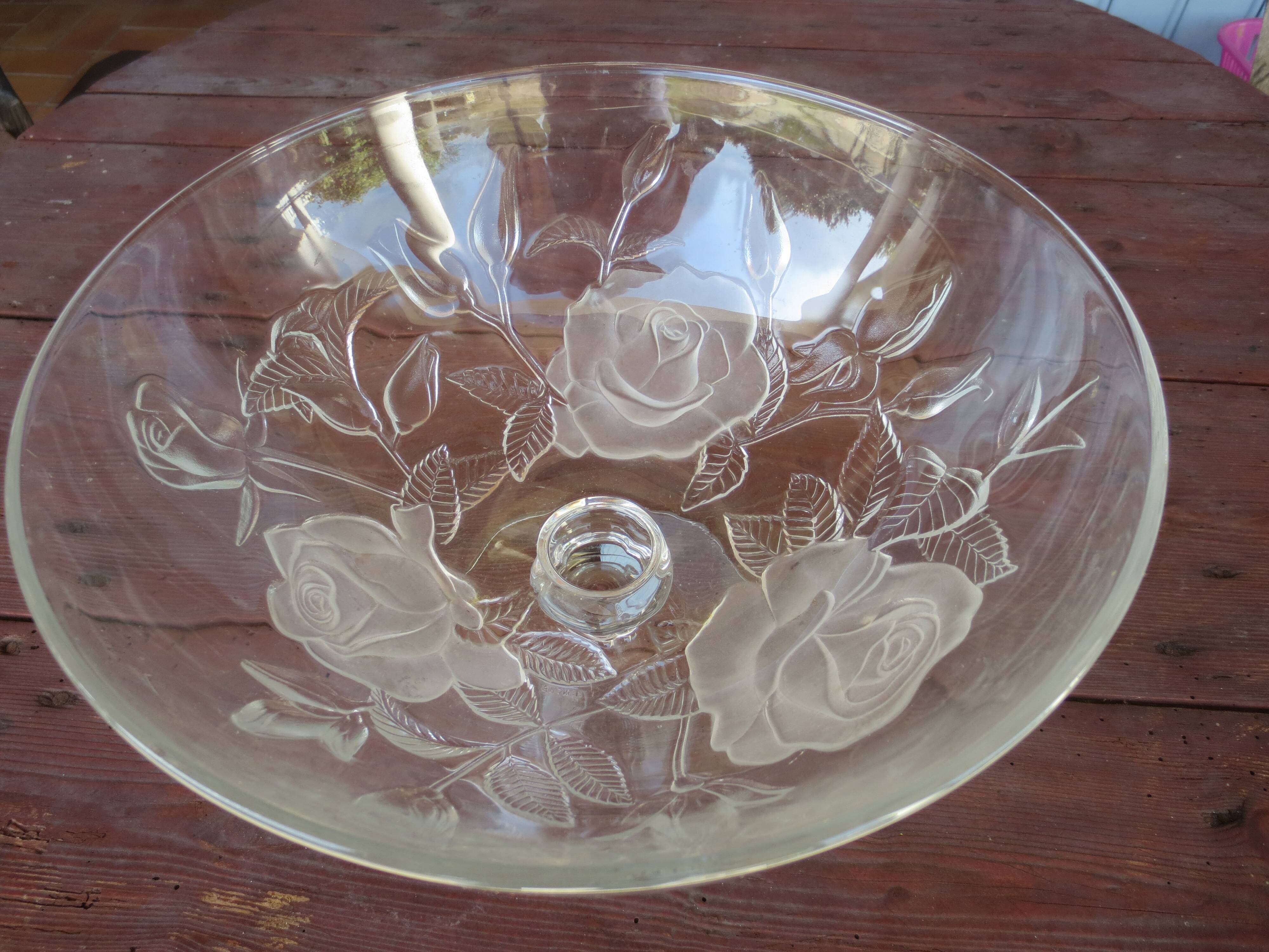 opalescent glass/crystal bowl on a stand