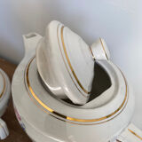 Porcelain coffee pot and sugar bowl