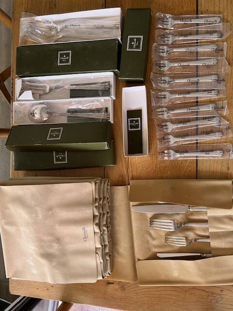 Ménagère - Couverts - Coutellerie 72 pcs Swiss - Super Lux - Destockage