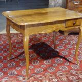 Table en merisier XVIIIème siècle Louis XV à deux tiroirs