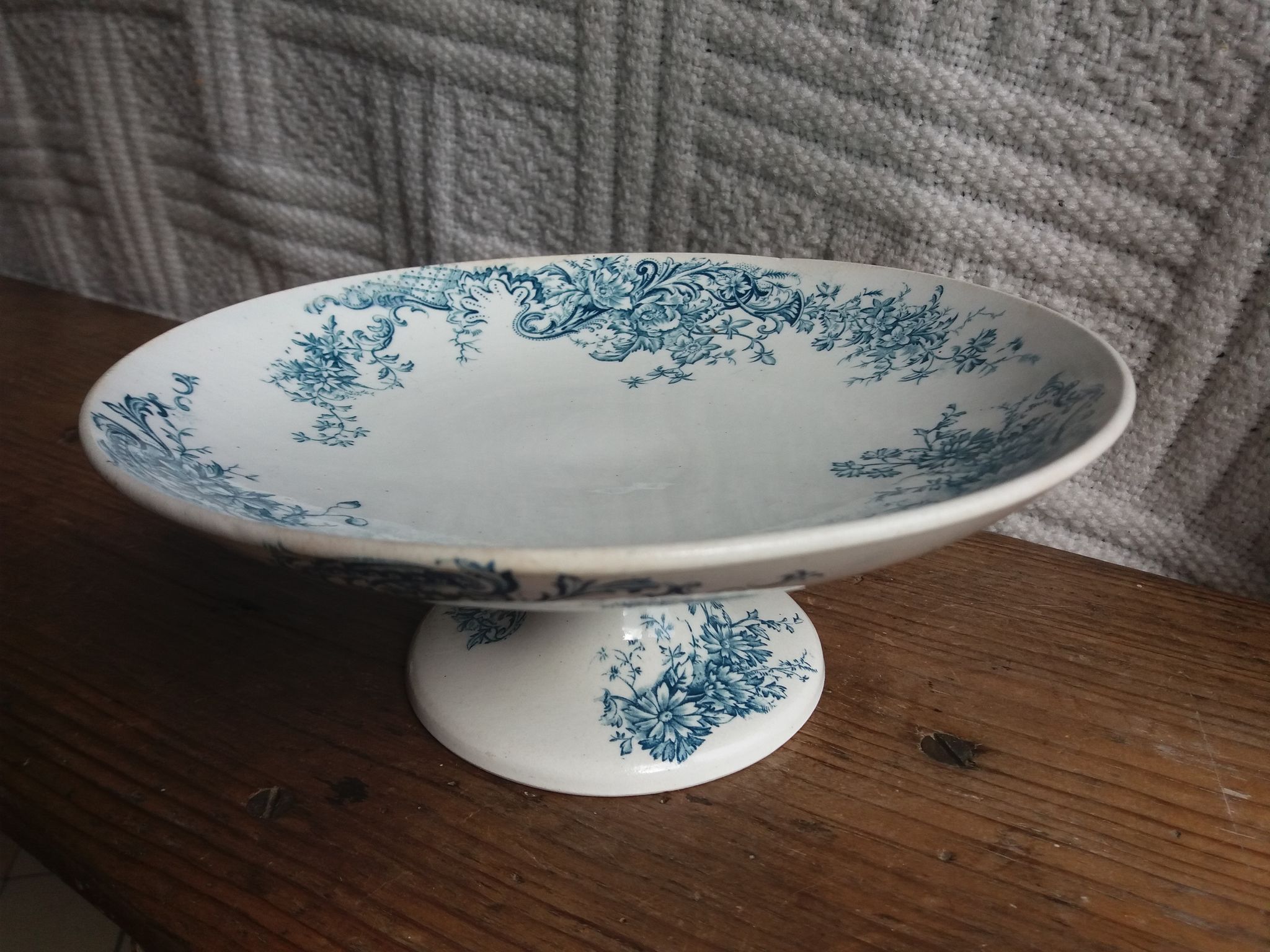 Standing dish 1900 Iron Earth service Anemone