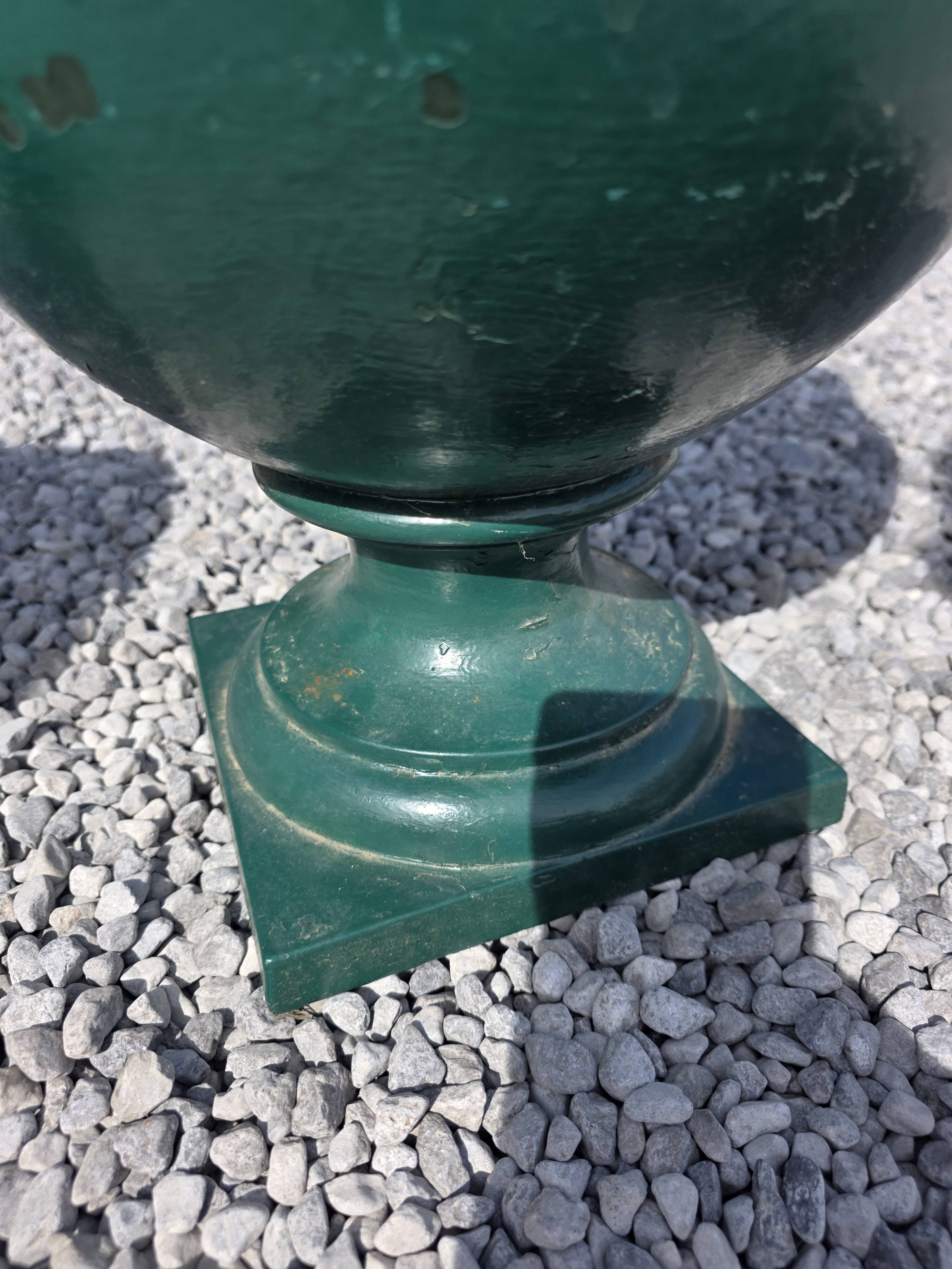 Paire de vases medicis XIXème en fonte