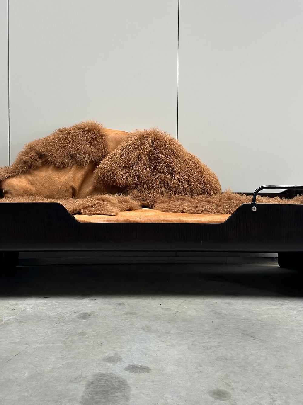 Bed/daybed by Jules Wabbes with Carine Boxy upholstery