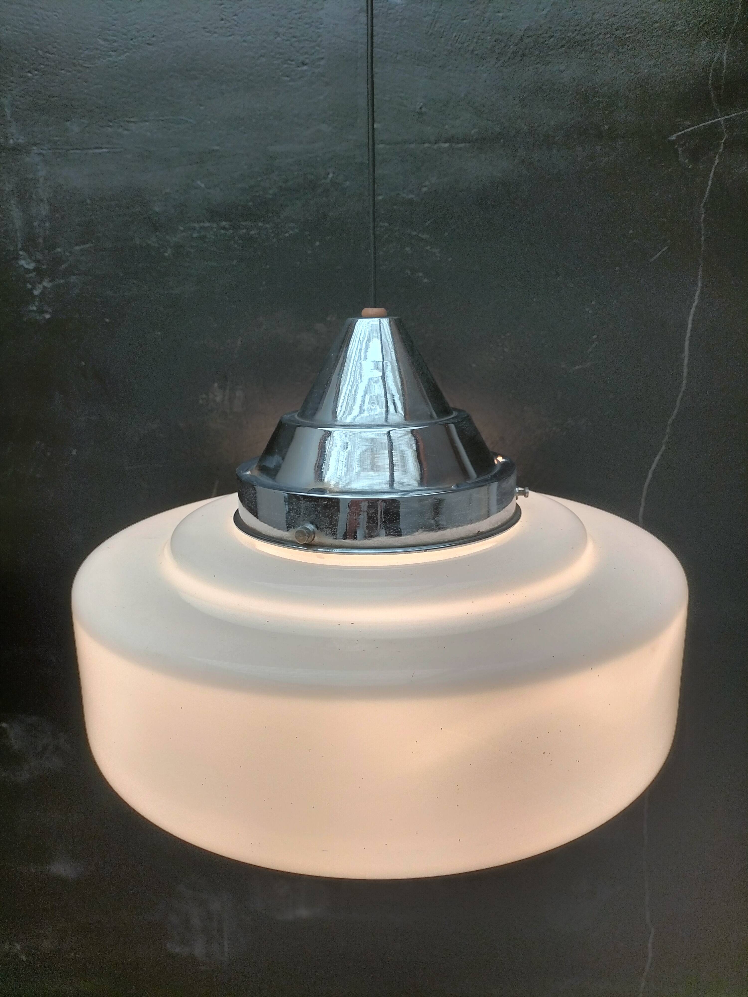 Art deco pendant light
