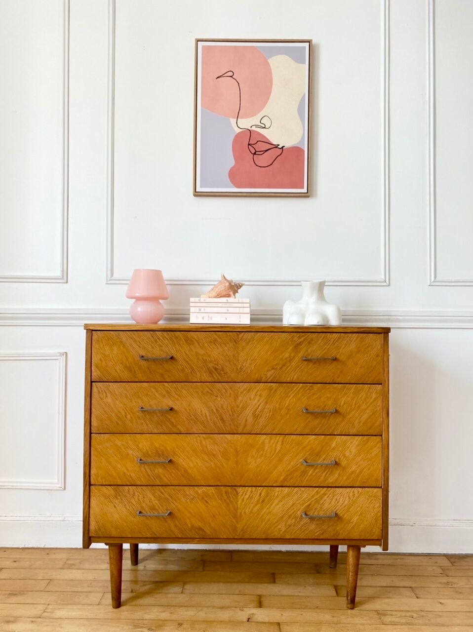 Vintage chest of drawers