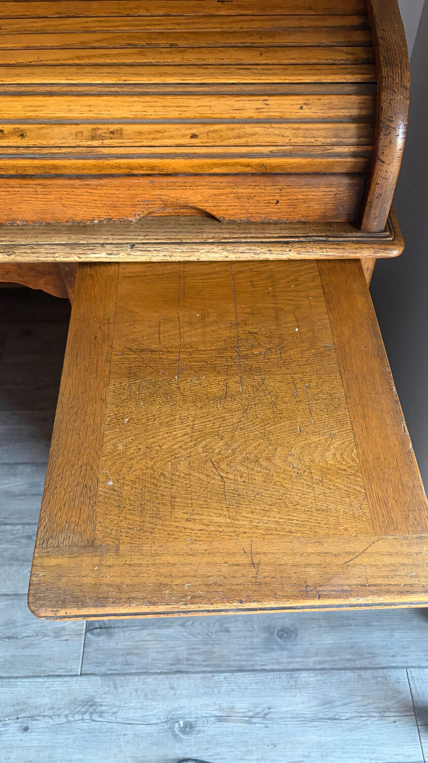 Old American office Delaunay