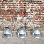3 suspensions industrielles vintage, luminaires anciens d’atelier