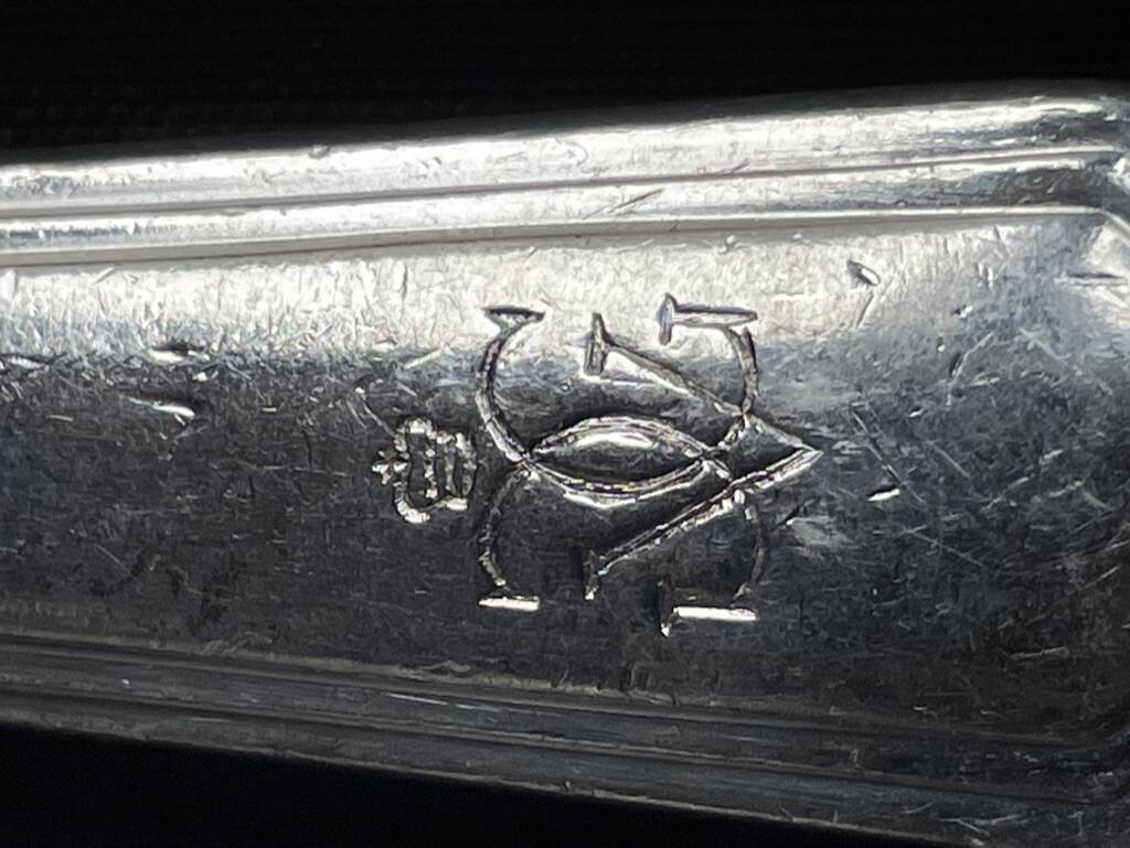 6 George V numbered knives including 3 Christofle