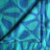 Couverture 220 X 240 losanges et fleurs 70's