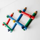 Vintage coat rack from the 1980s in the style of Pierre Sala, Memphis style, pencil pattern, extendable, 7 hooks.