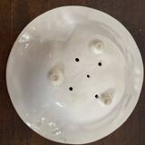 Beautiful vine pattern slip strainer