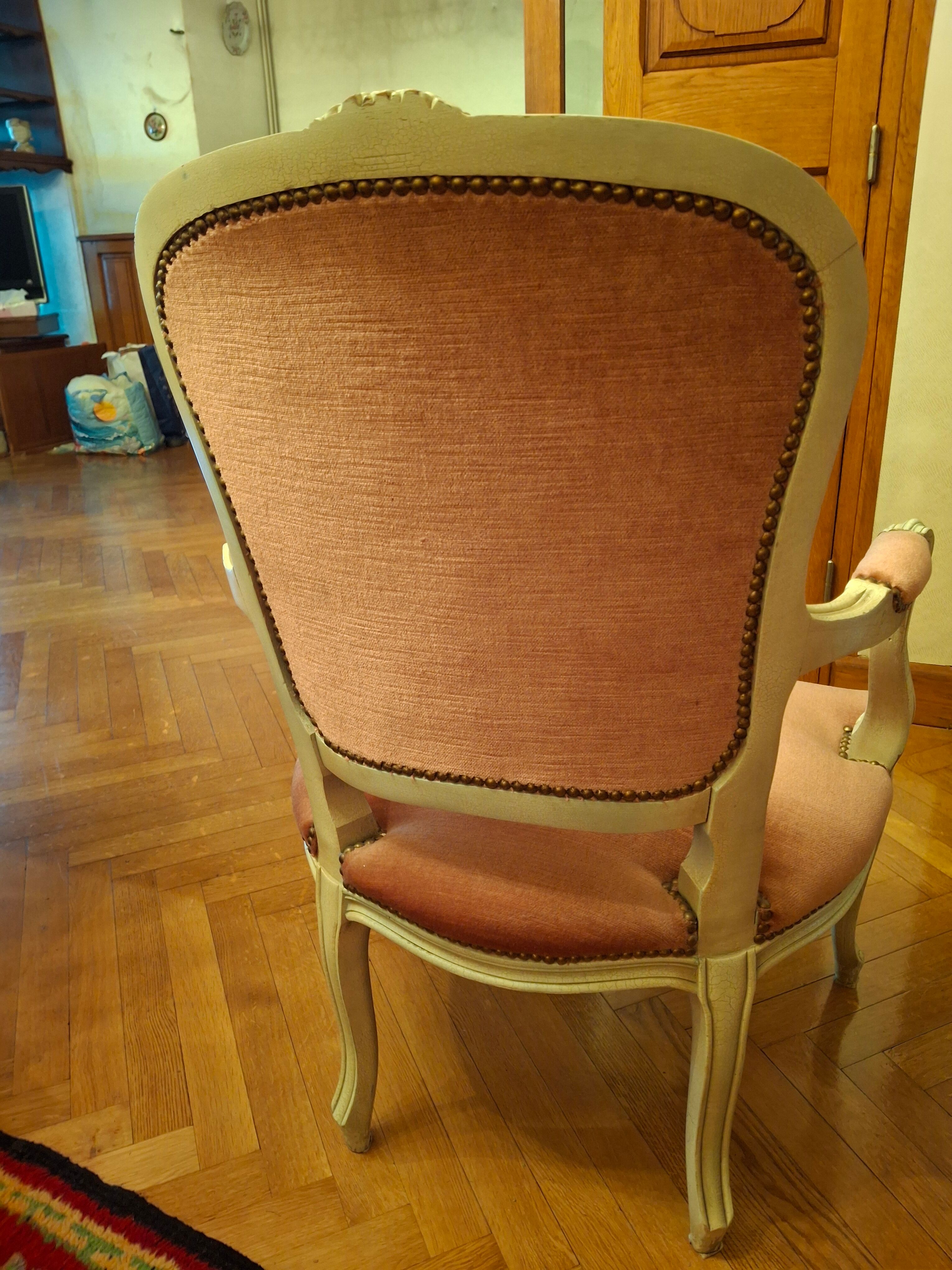Fauteuil style Louis XV