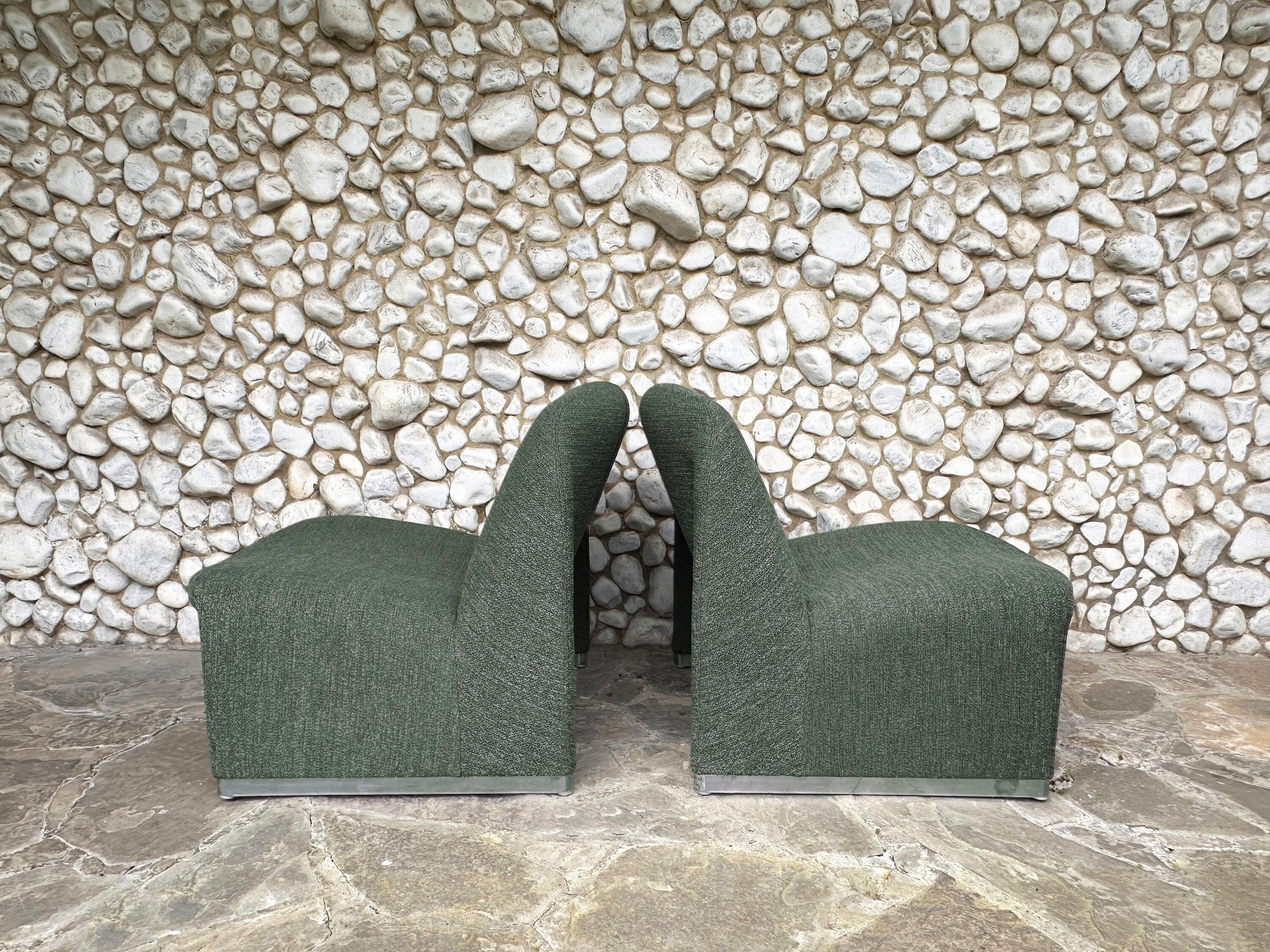 Paire de fauteuils Alky Giancarlo Piretti, Castelli 1970s, bouclé Minotti