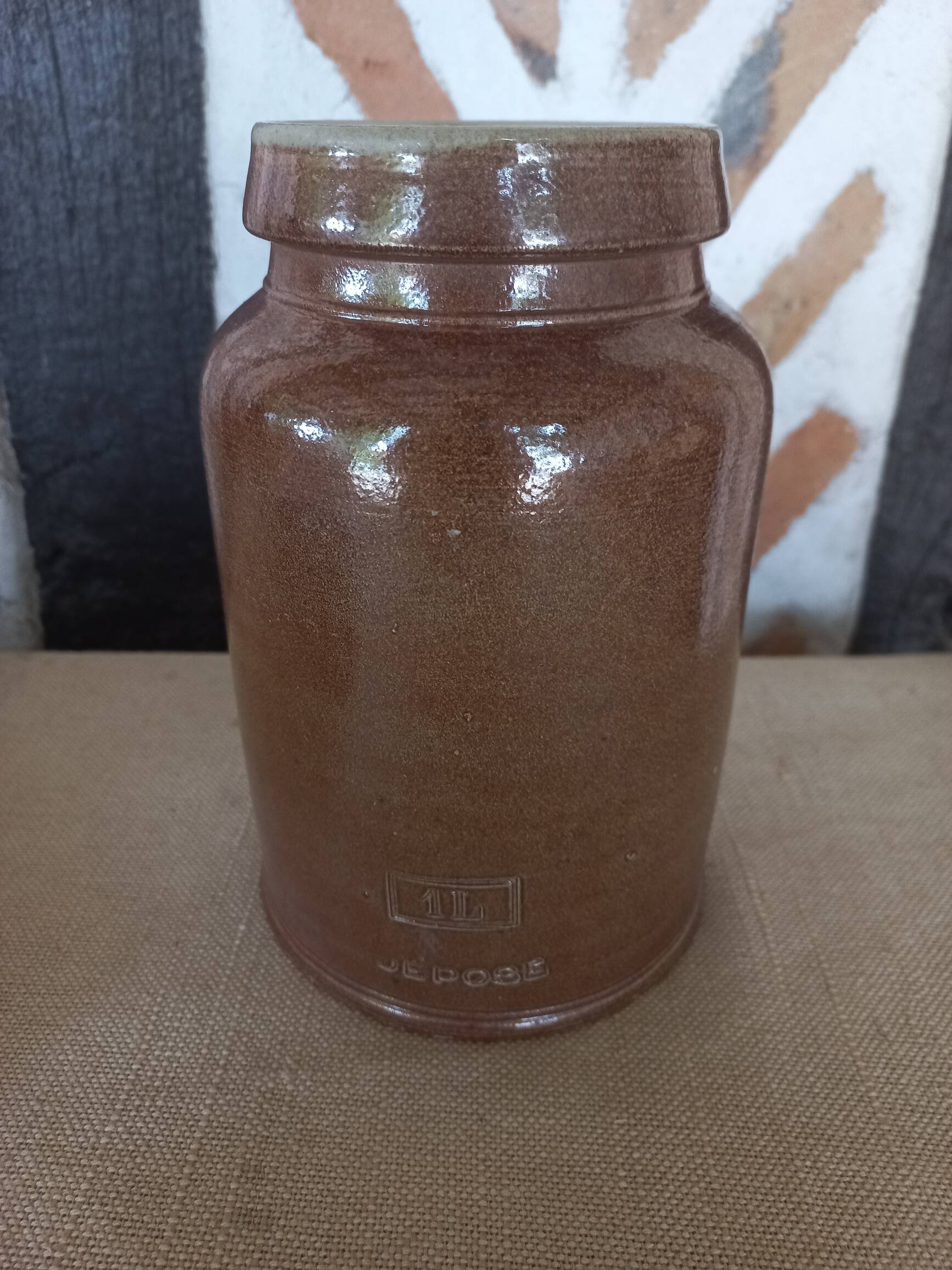 1 liter glazed stoneware vase