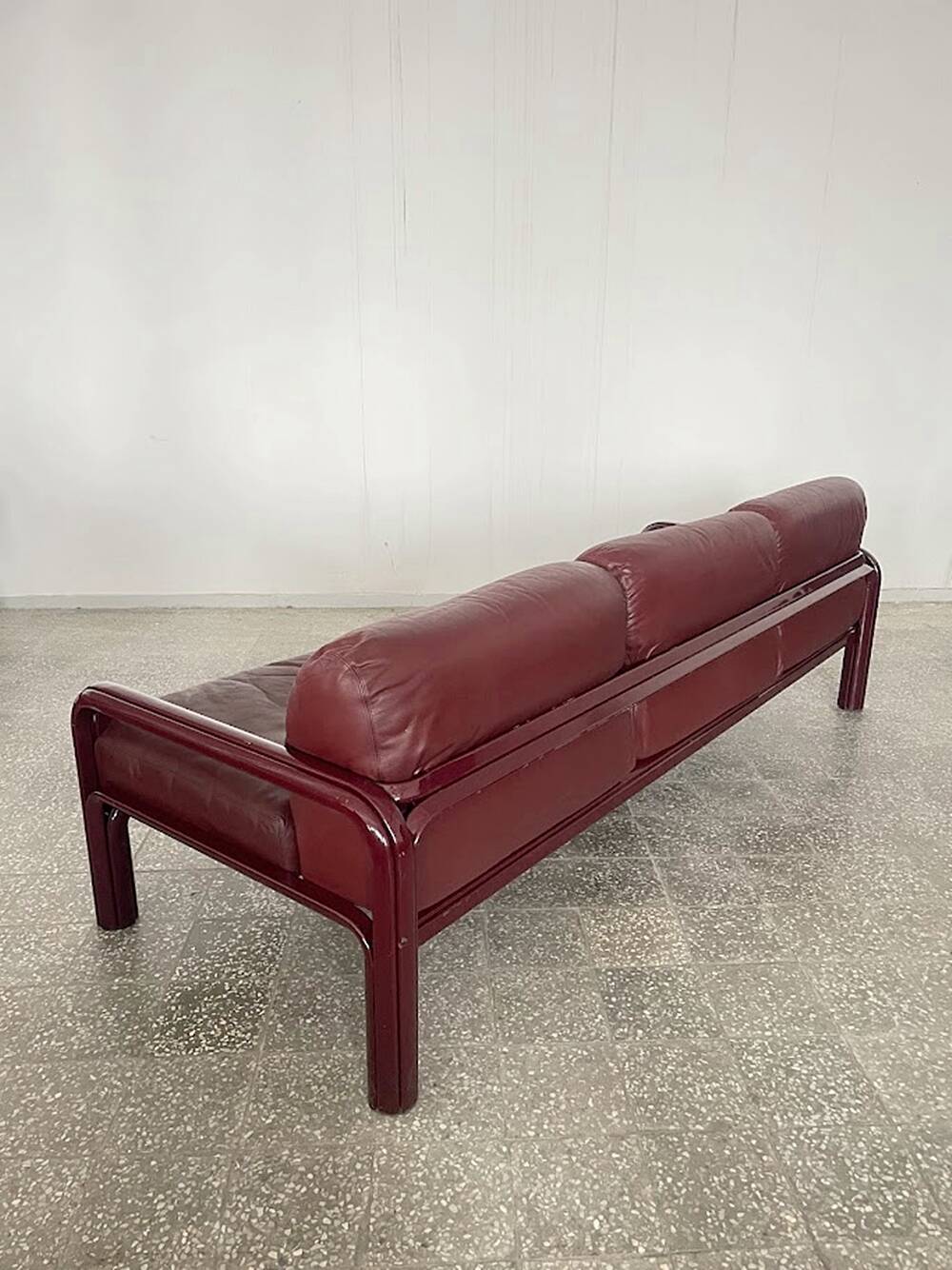 Gae Aulenti Three-seater sofa for Knoll International 1977 USA