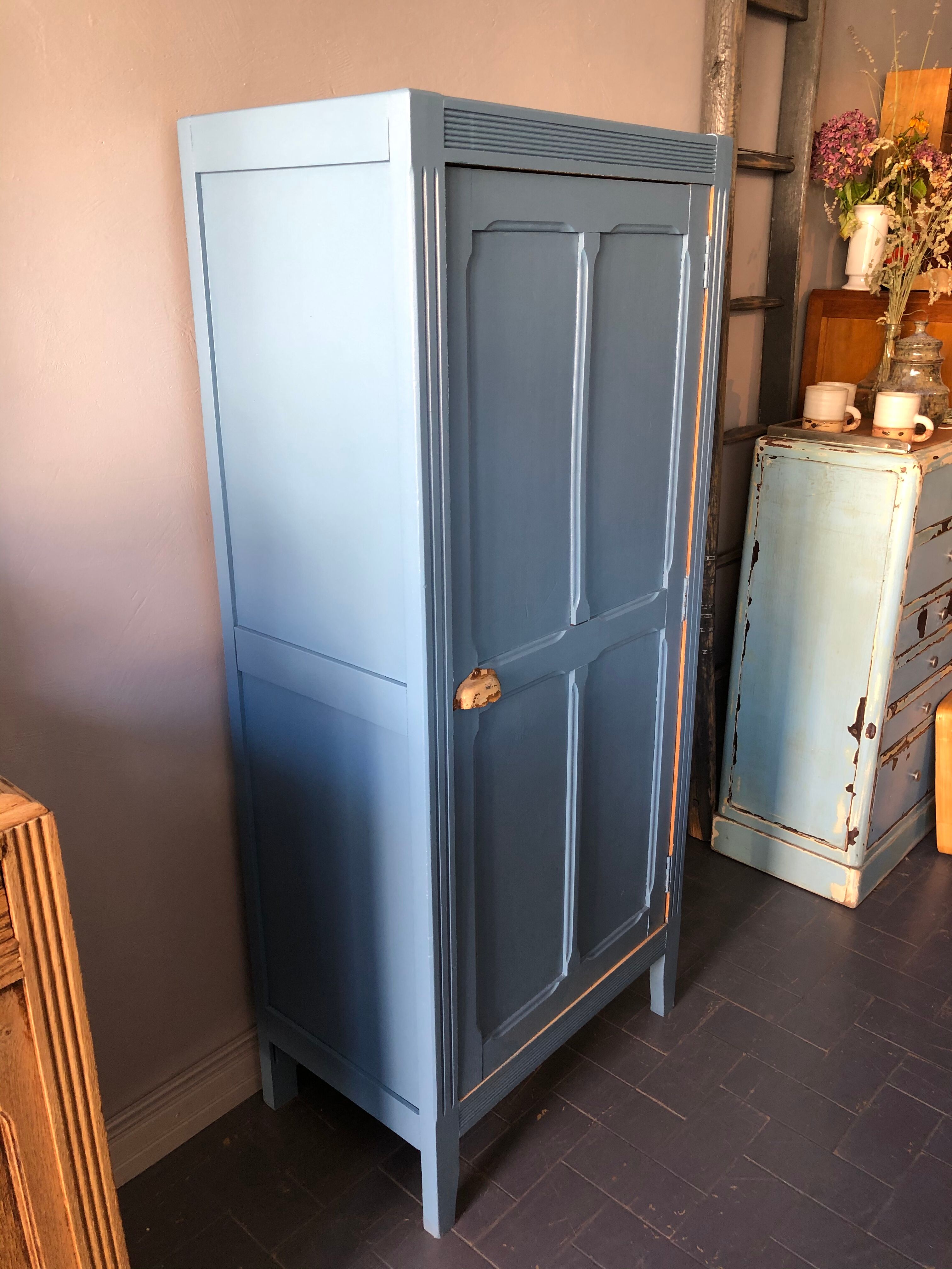 Vintage parisian wardrobe