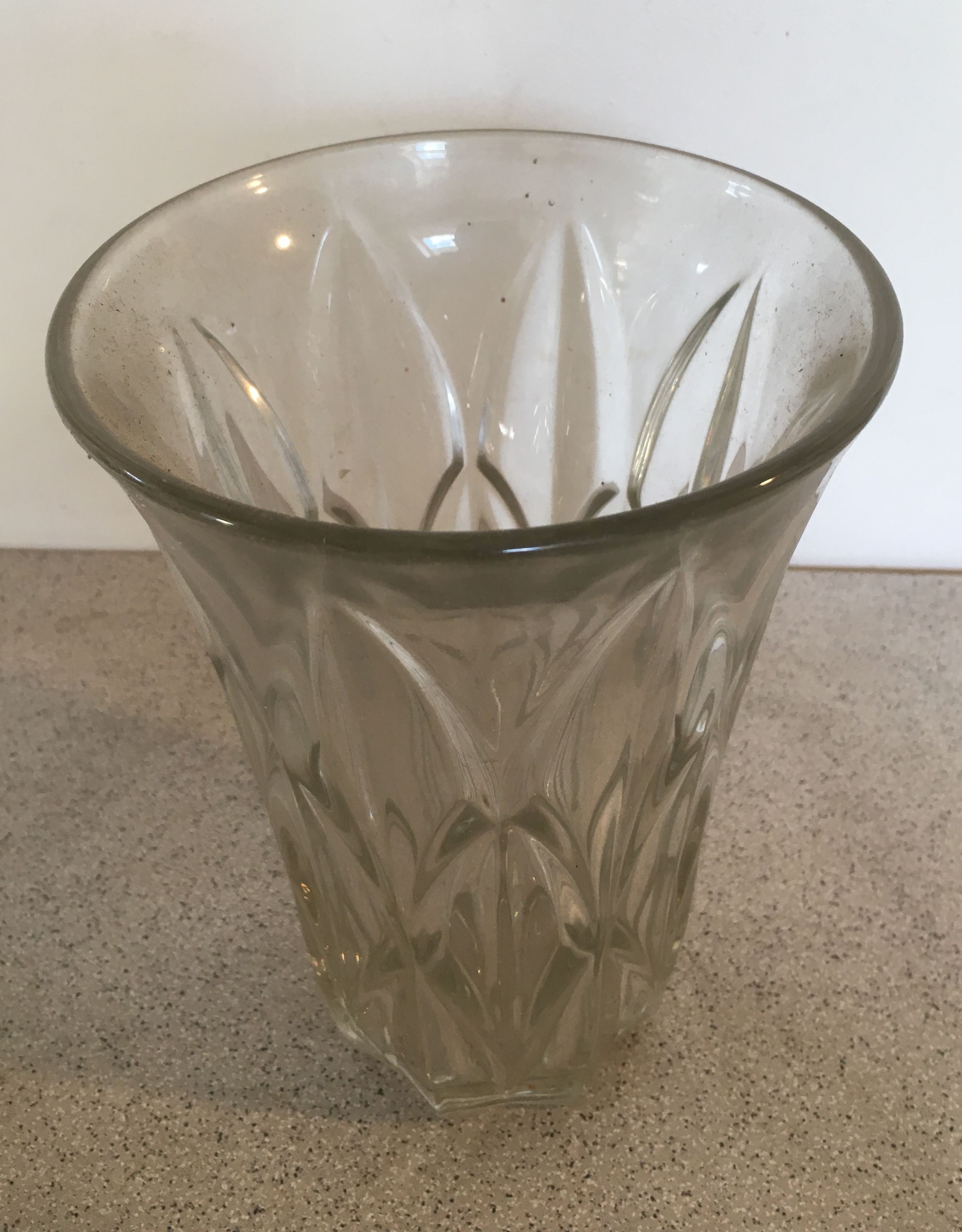 Glass vase