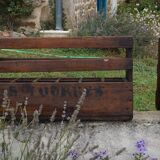 Wooden crate storage bottles