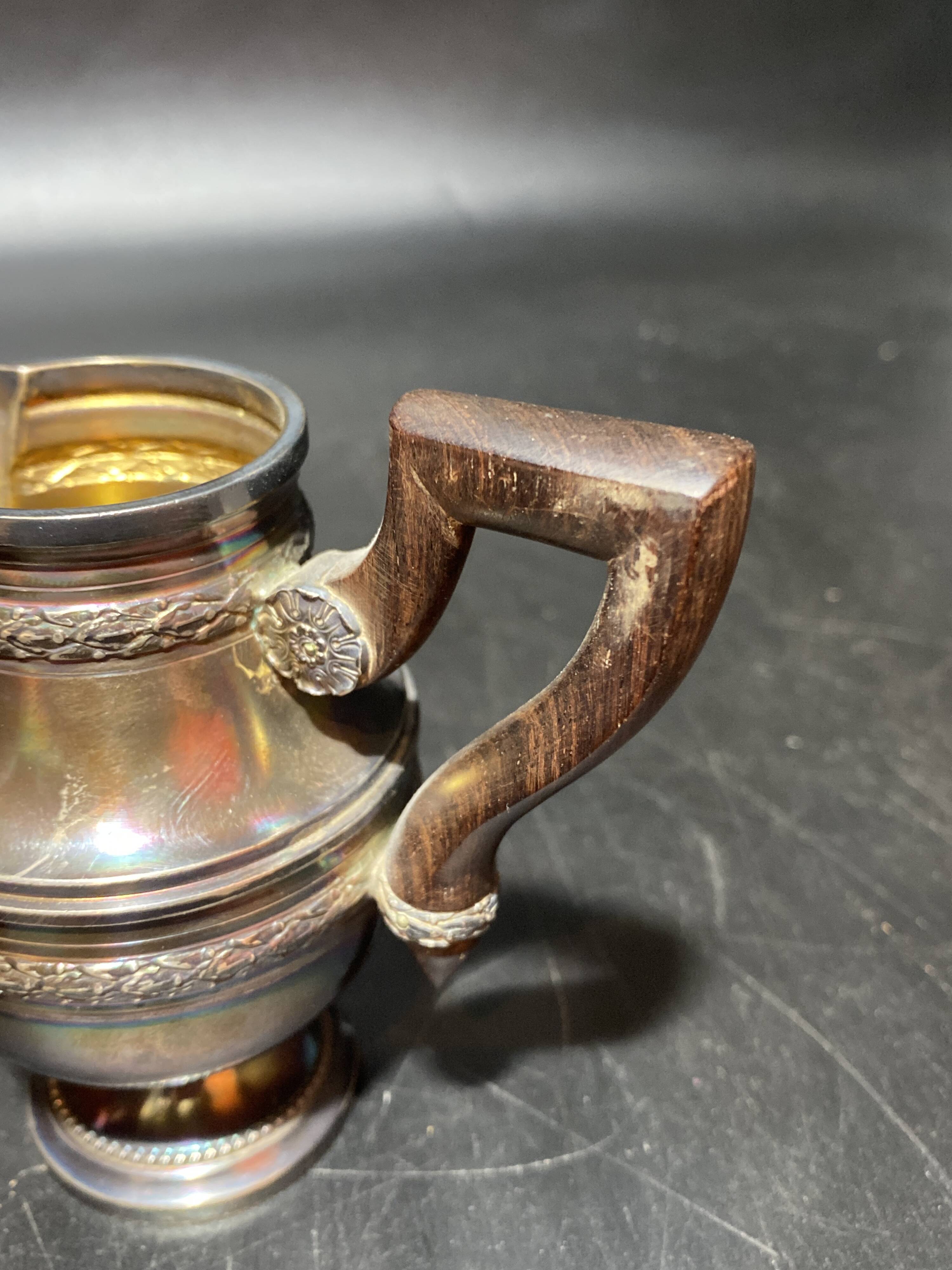 Teapot and milk jug set