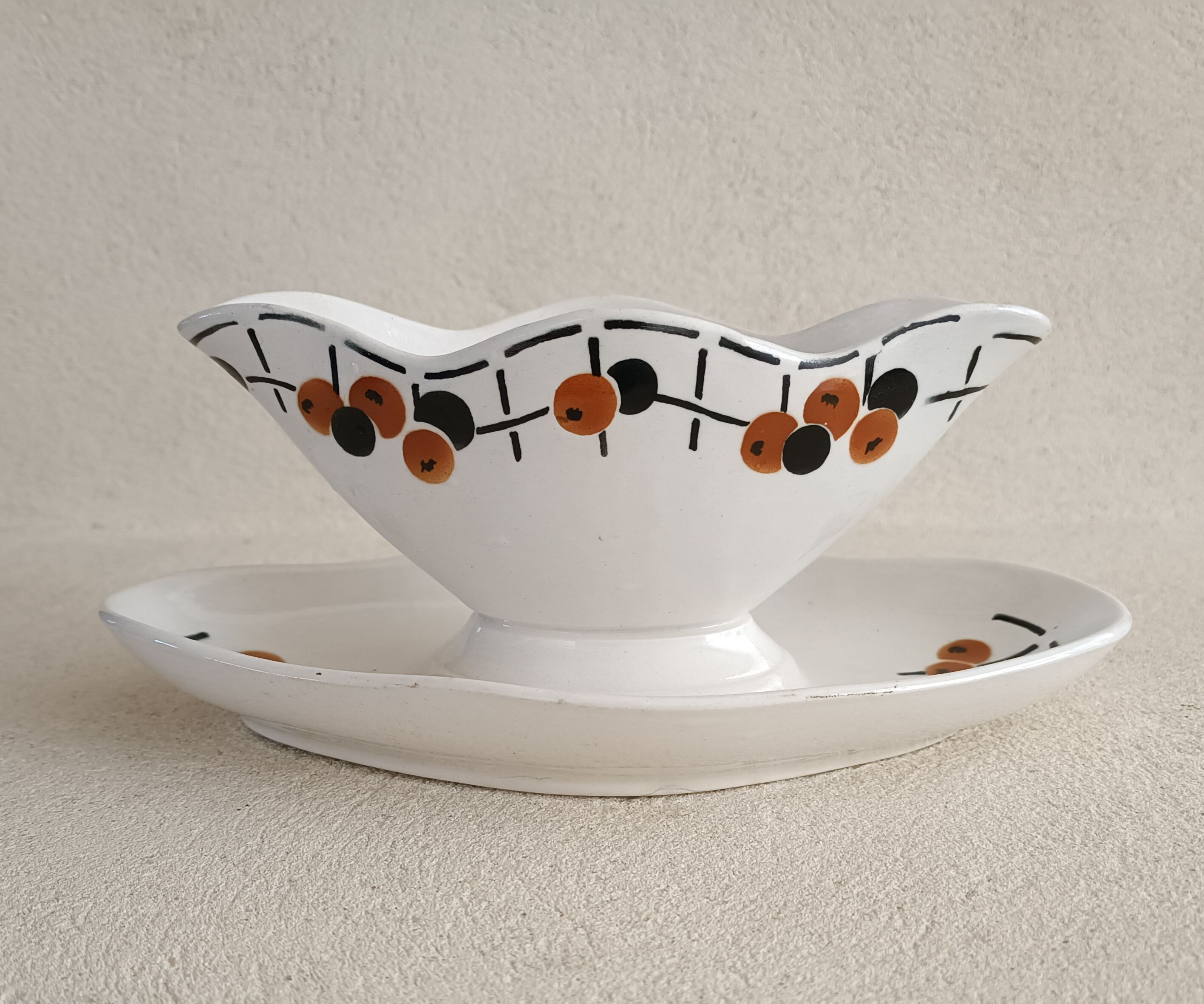 Gravy boat iron land Saint-Amand