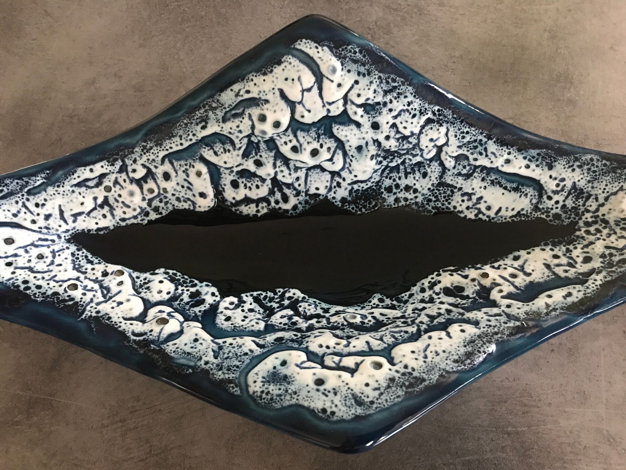 Cut ceramic centerpiece by vallauris fat lava sea foam 55 cm