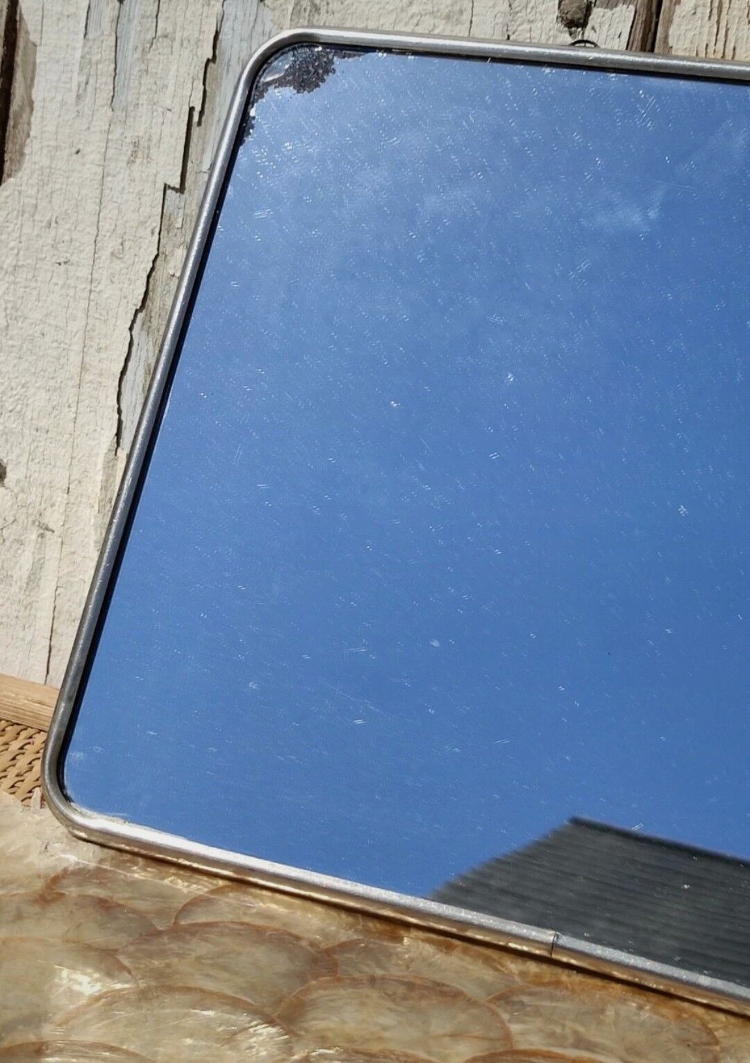 Duo of barber mirrors to pose