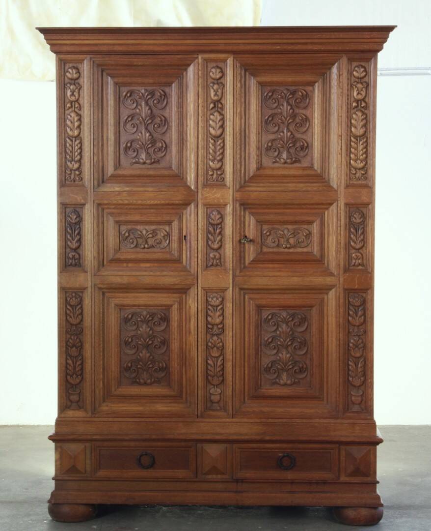 Vintage 1930s Solid Oak Danish Brutalist / Formhouse Cabinet