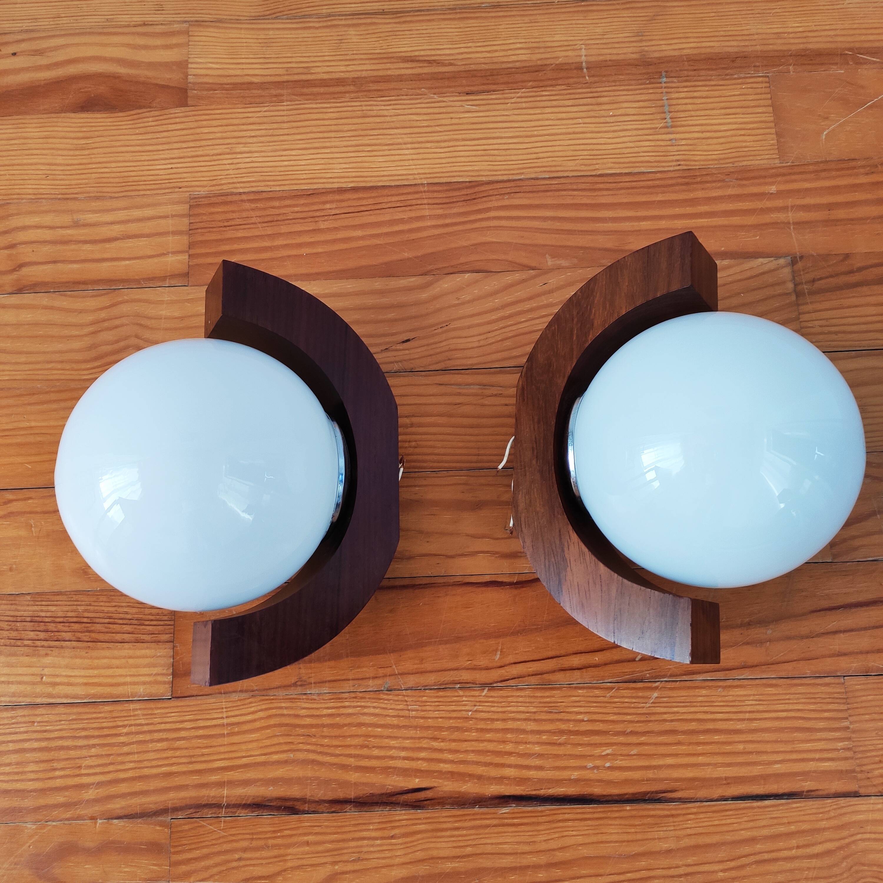 Pair of Scandinavian wall lights