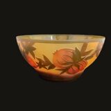 Cup in multi-layered glass paste released with acid