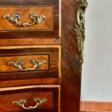 Petite commode style Louis XV