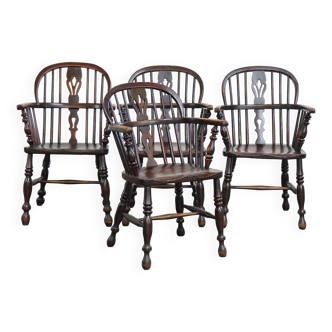 Lot de 4 chaises de salle à manger Windsor à dossier bas anglais antiques