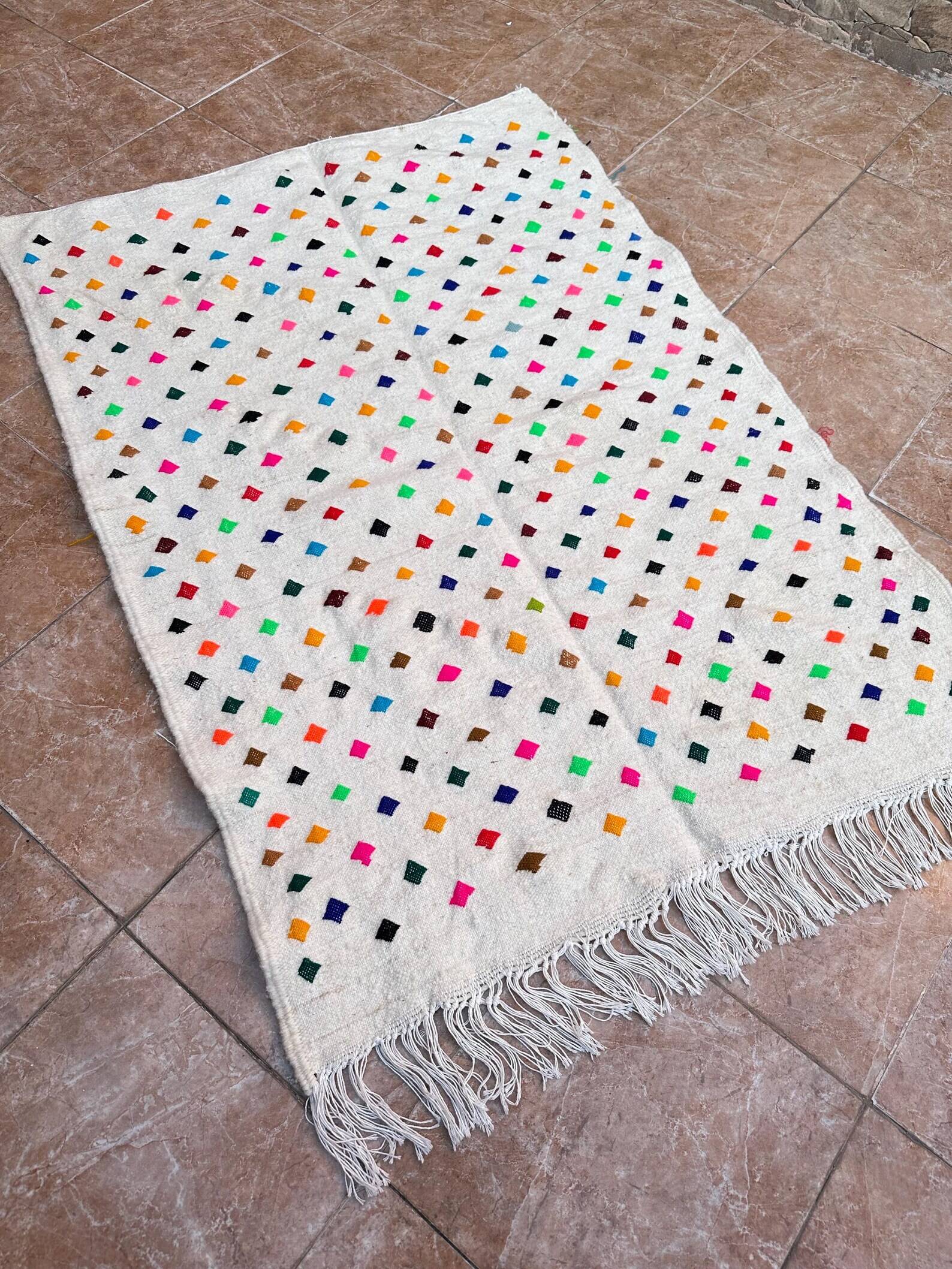Moroccan rug - handmade rug - Berber wool rug - Floor rug - Crocheted rug.