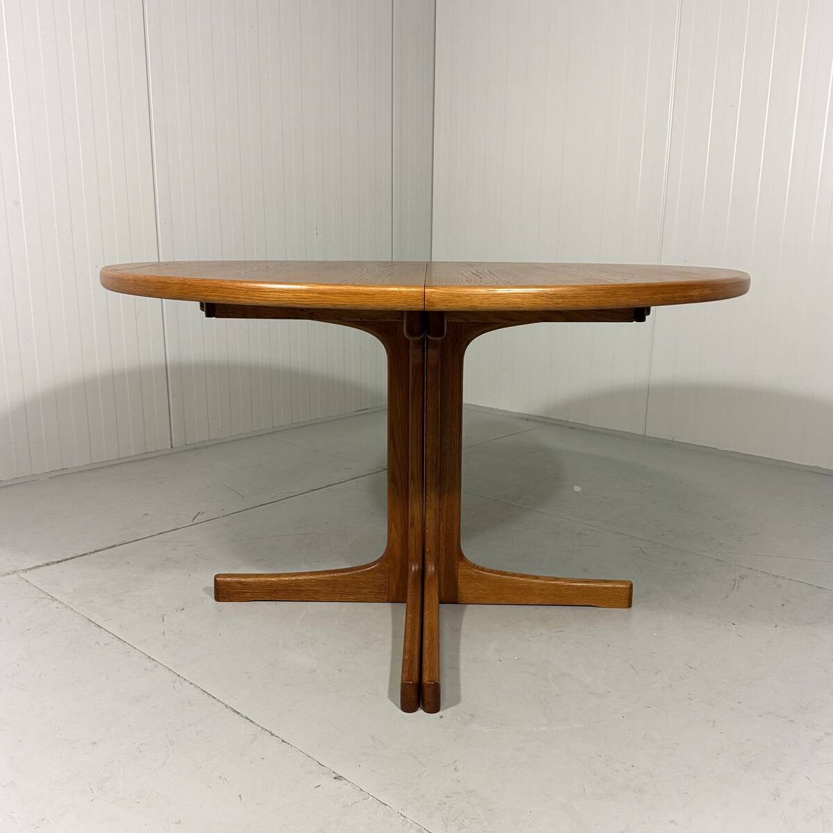 Karl Erik Ekselius extendable oak dining table J.O. Carlsson Sweden
