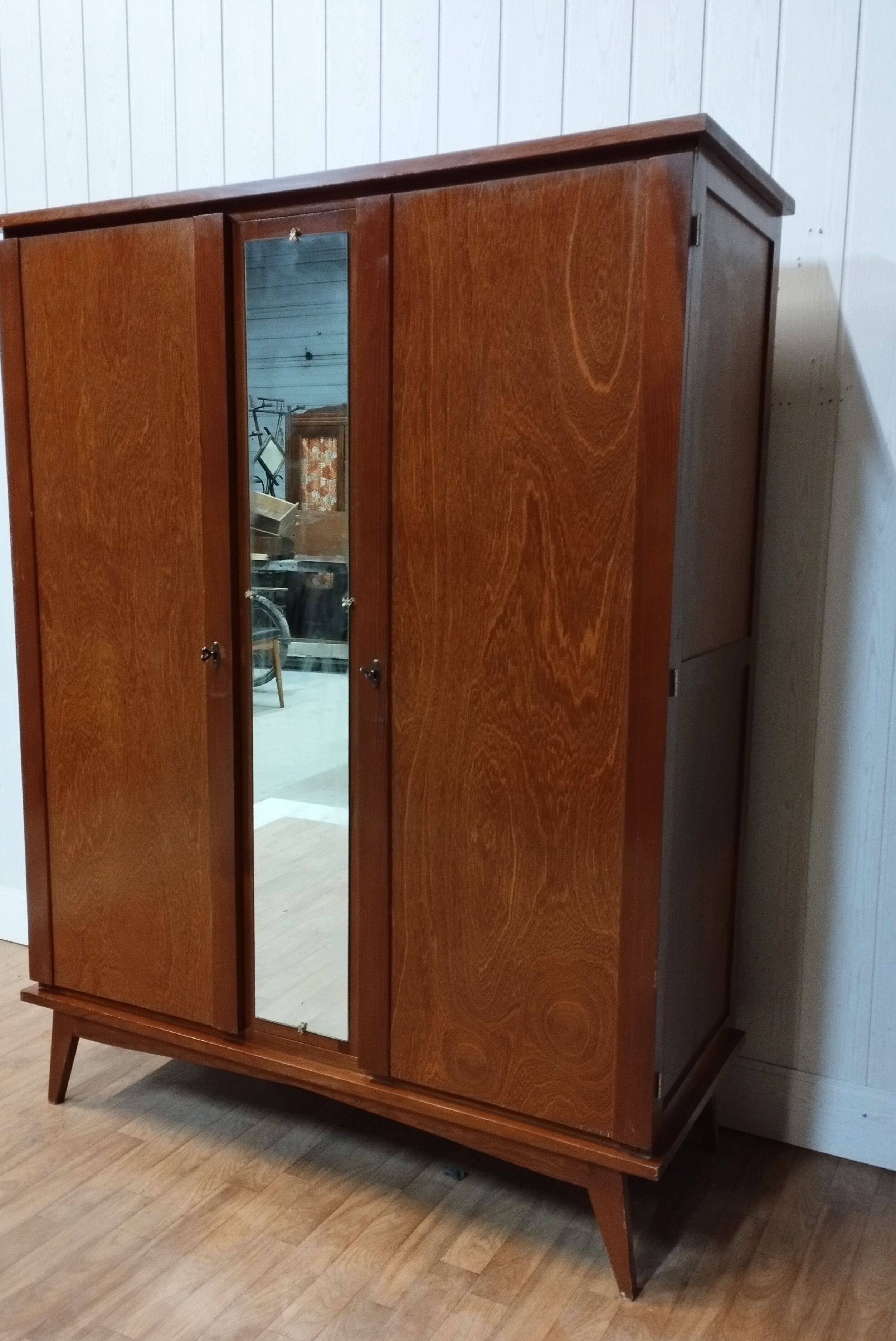 Vintage wardrobe feet compass