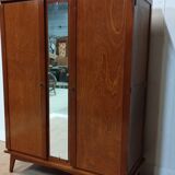 Vintage wardrobe feet compass