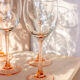 4 verres à pied saumon