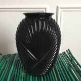 Vase en verre plissé