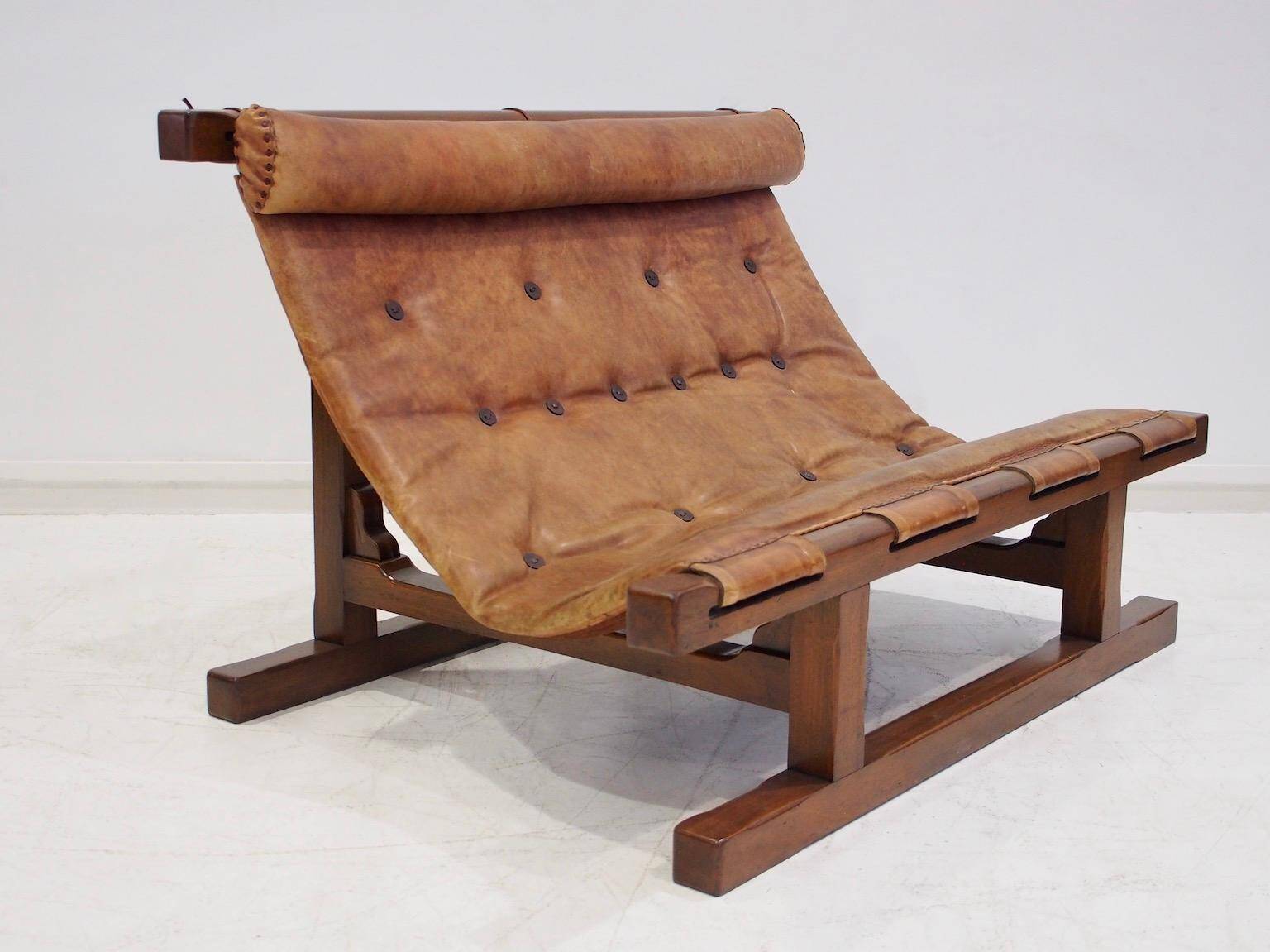 20th-century leather and Brazilian hardwood sofa, Brown