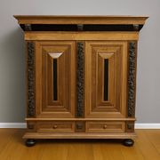 Armoire Hollandaise a coussins de style Renaissance en bois massif