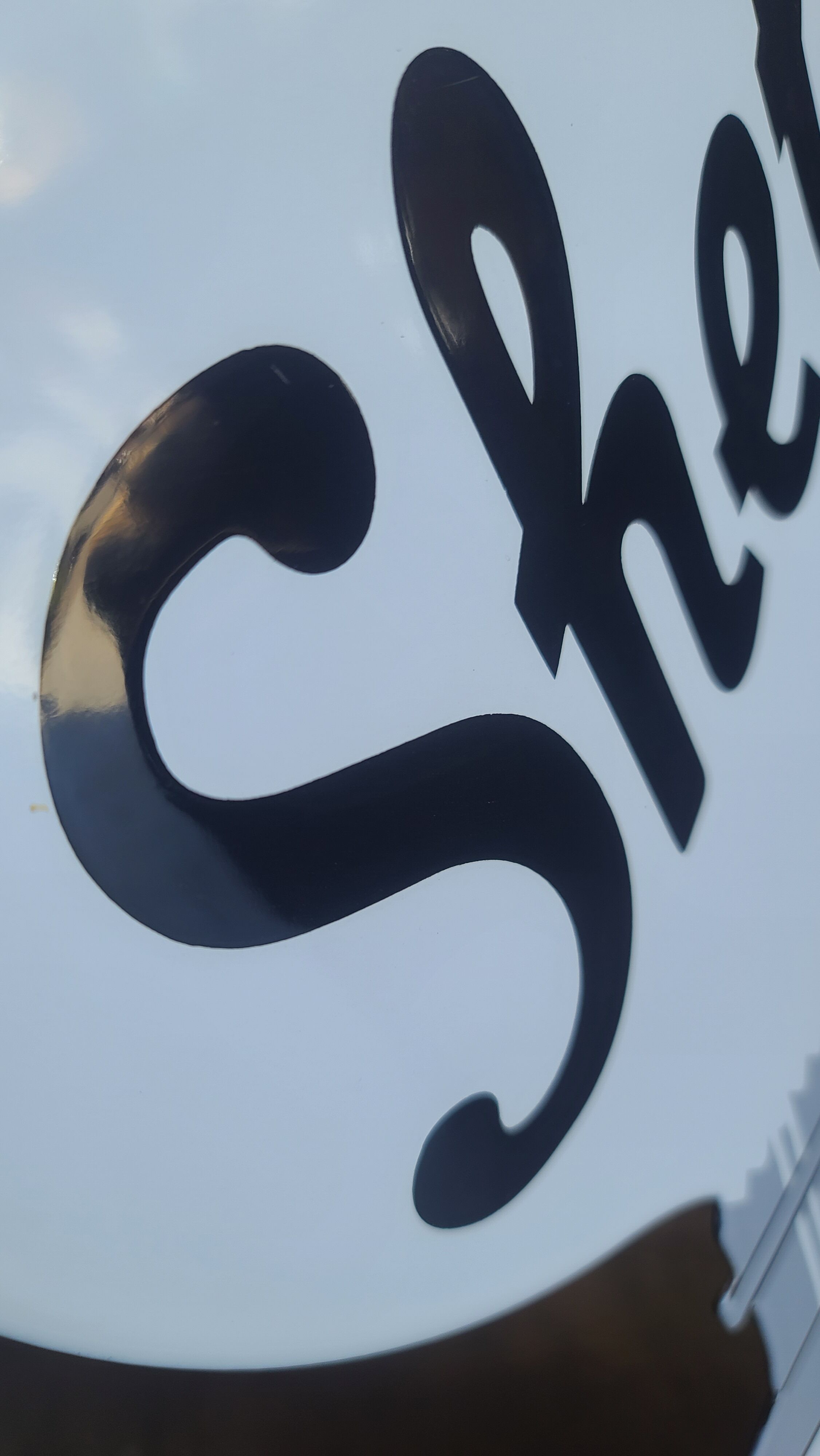 Shell enamelled plate