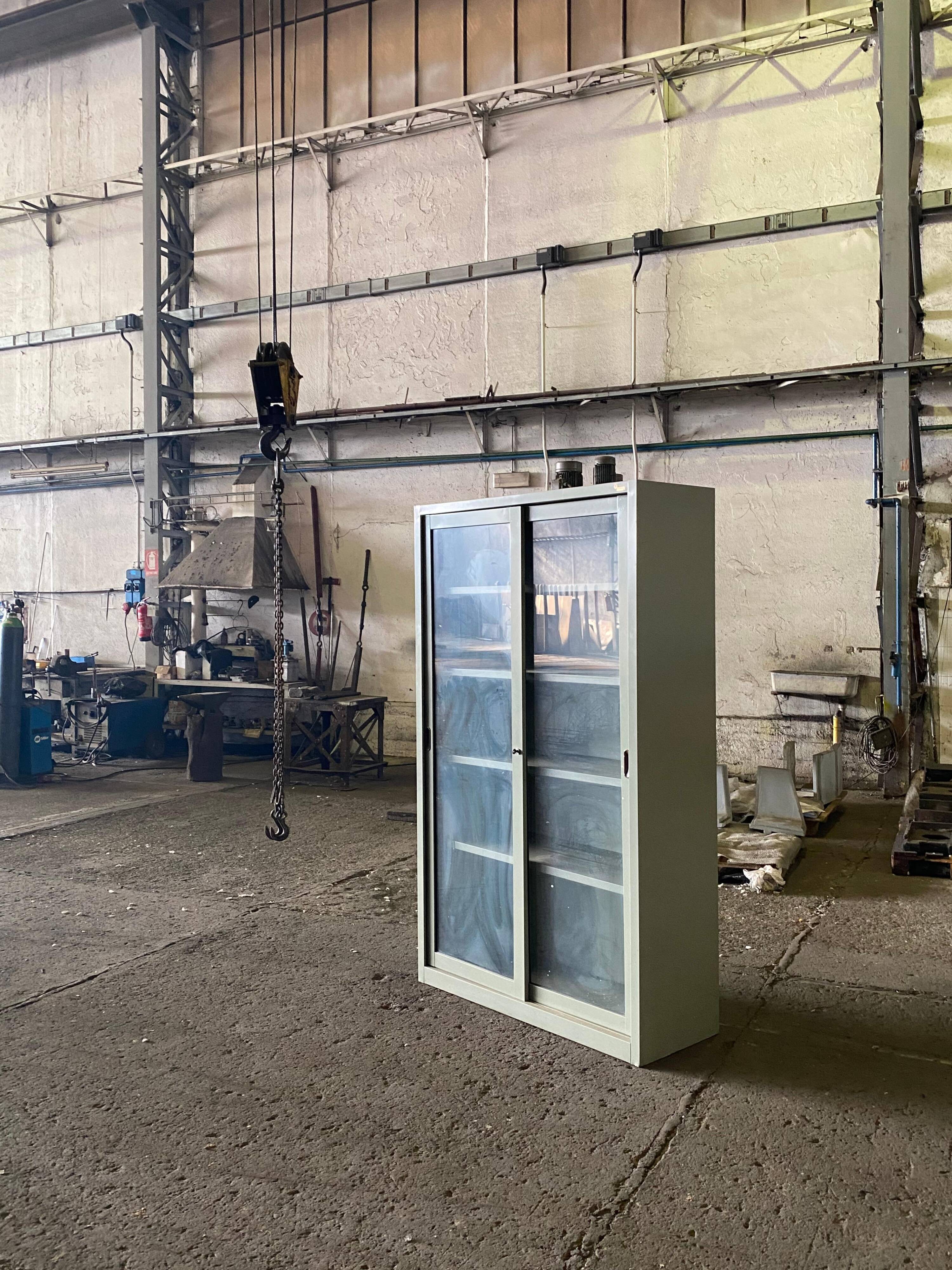 1960s Industrial Vitrine in Metal, Italian Mid-Century Furniture