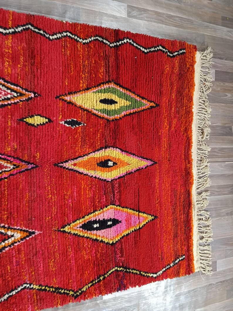 Berber Moroccan rug decorated 250cm x 150cm