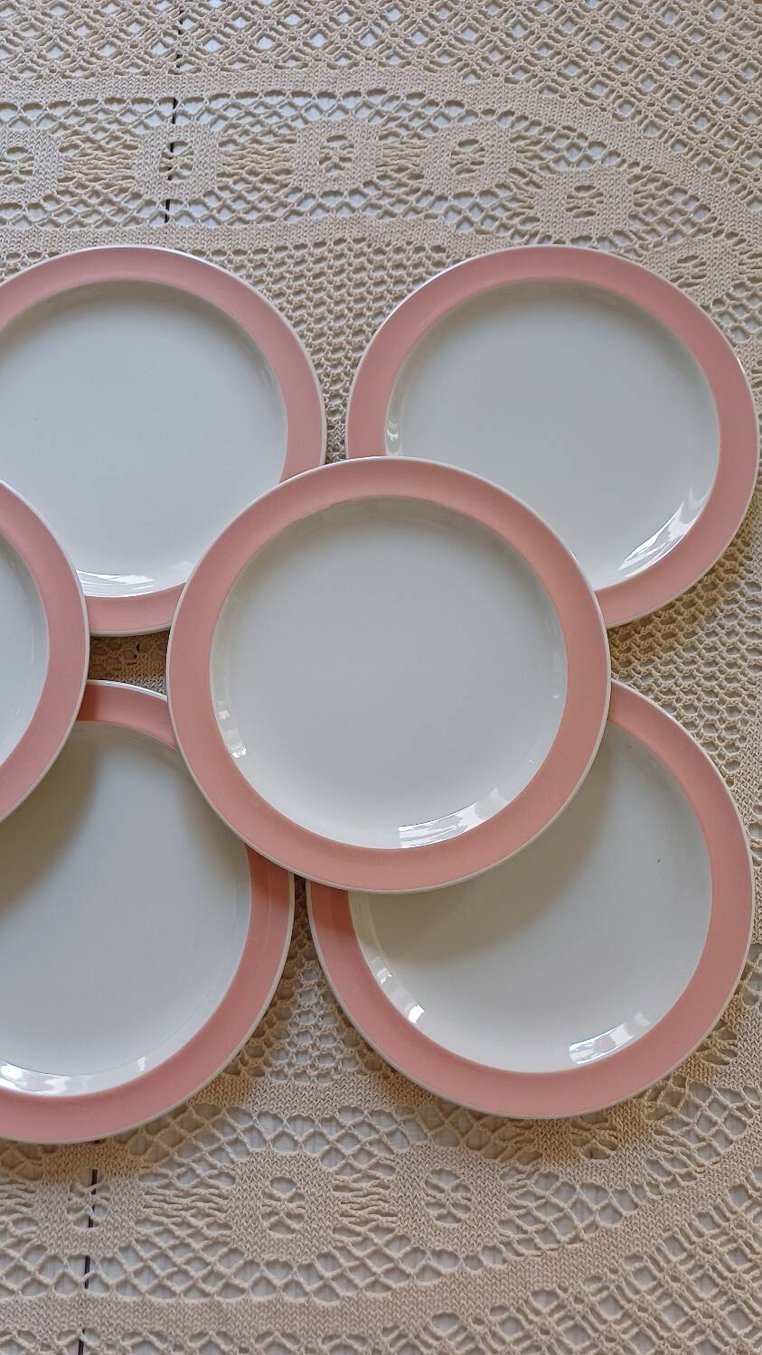 Boch dessert plate set