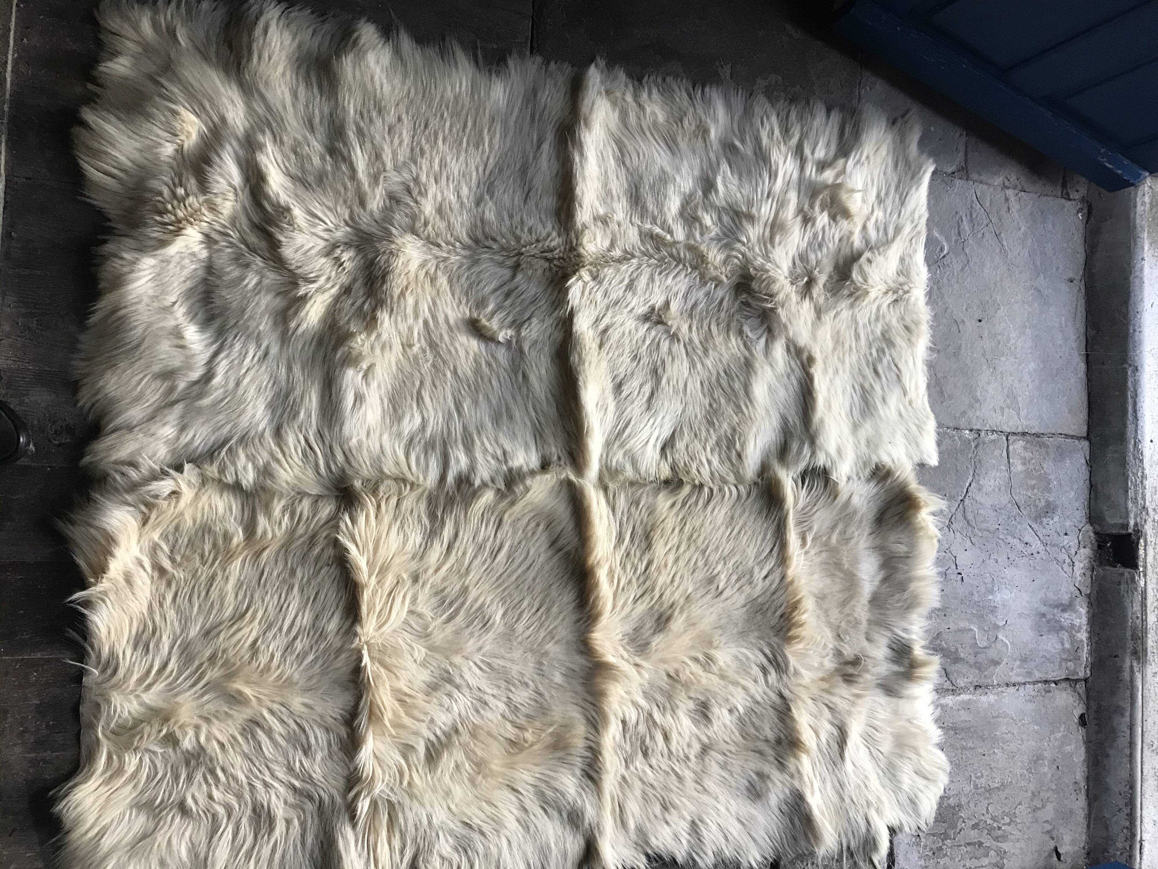Bed descents goat skins 64x135cm