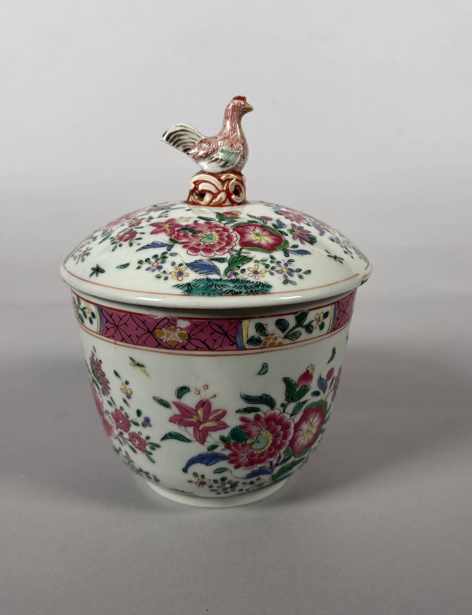 Porcelain bouillon - East India Company - 18th century - China